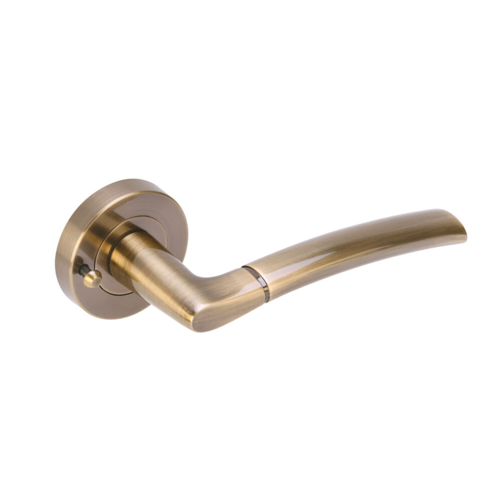 Nemo Lever on rose ABR Privacy